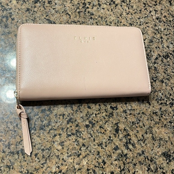 Elkie & Co. Wallet - Picture 16 of 16